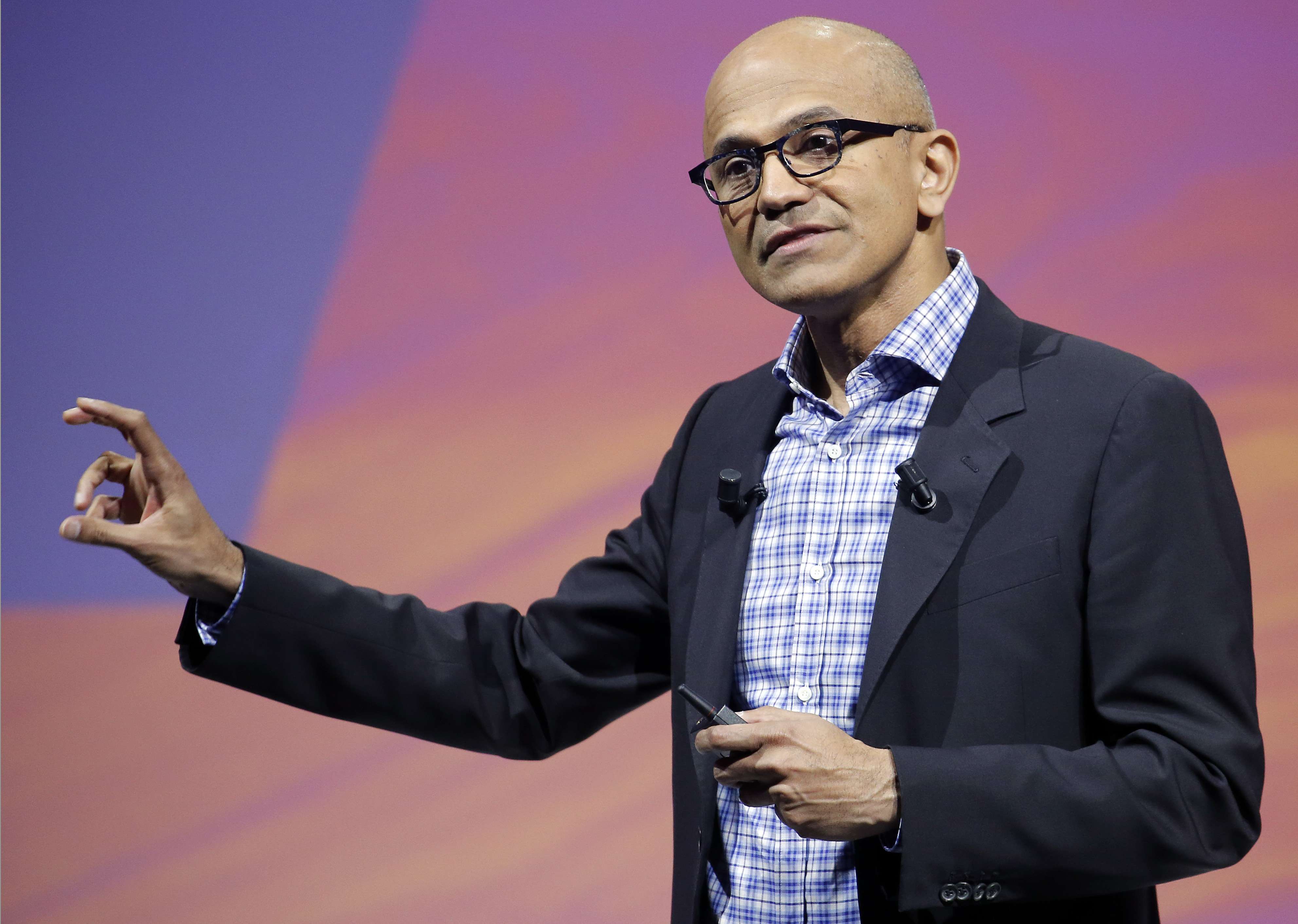 Satya Nadella gave information, 3 people get a job every minute from LinkedIn 1