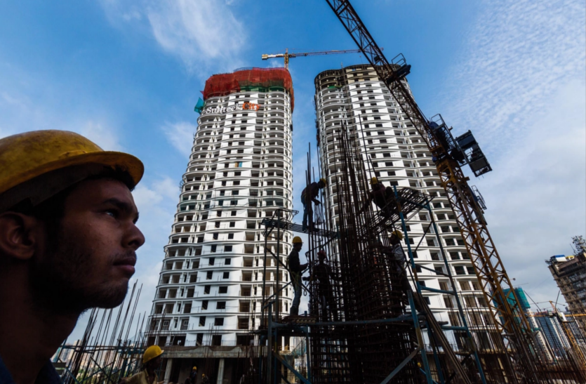 Decline in real estate sector, sales of houses fell by 23 percent 1