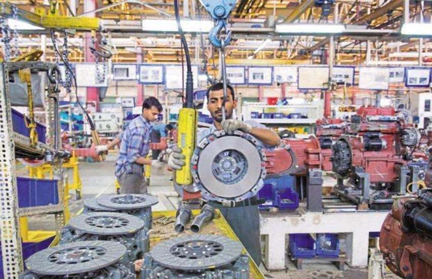Shock to the government, manufacturing sector falls below a decade high 1