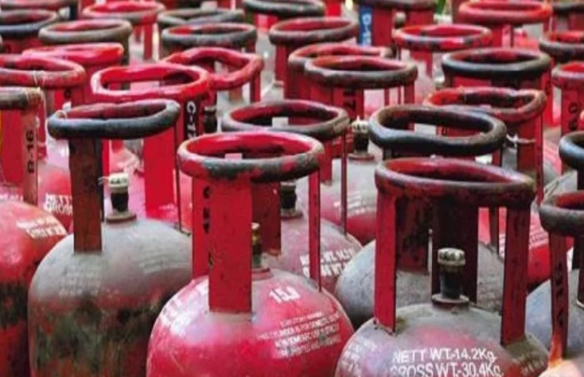 LPG gas cylinder prices increased by Rs 25.50, new price applicable from today 1